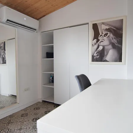 Studio In The Old City Bucharest Exterior photo